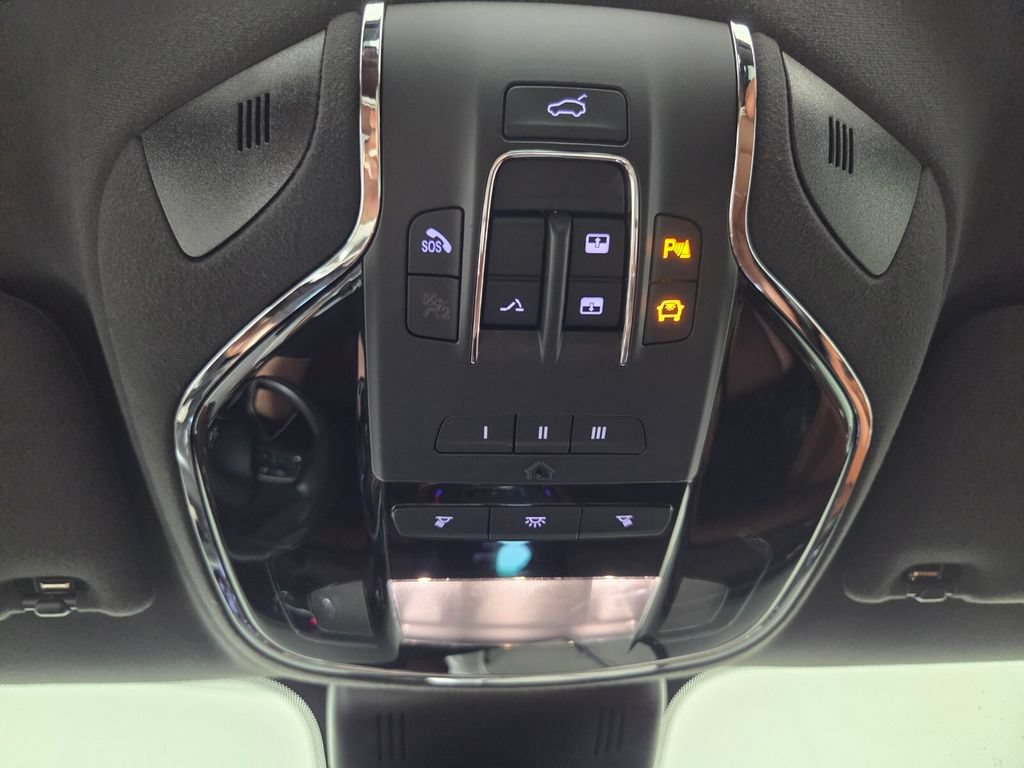 Used 2023 Maserati Quattroporte GT RWD image 14