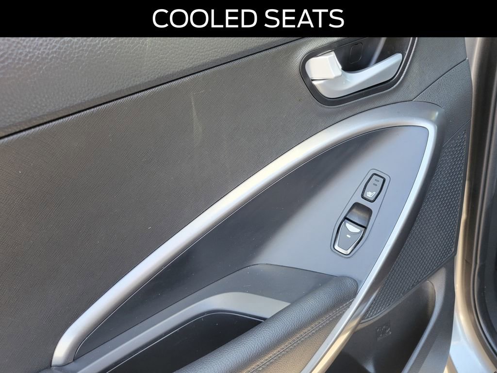 Used 2018 Hyundai Santa Fe Sport w/ 2.0T Ultimate Tech Package 05 AWD/4WD image 14