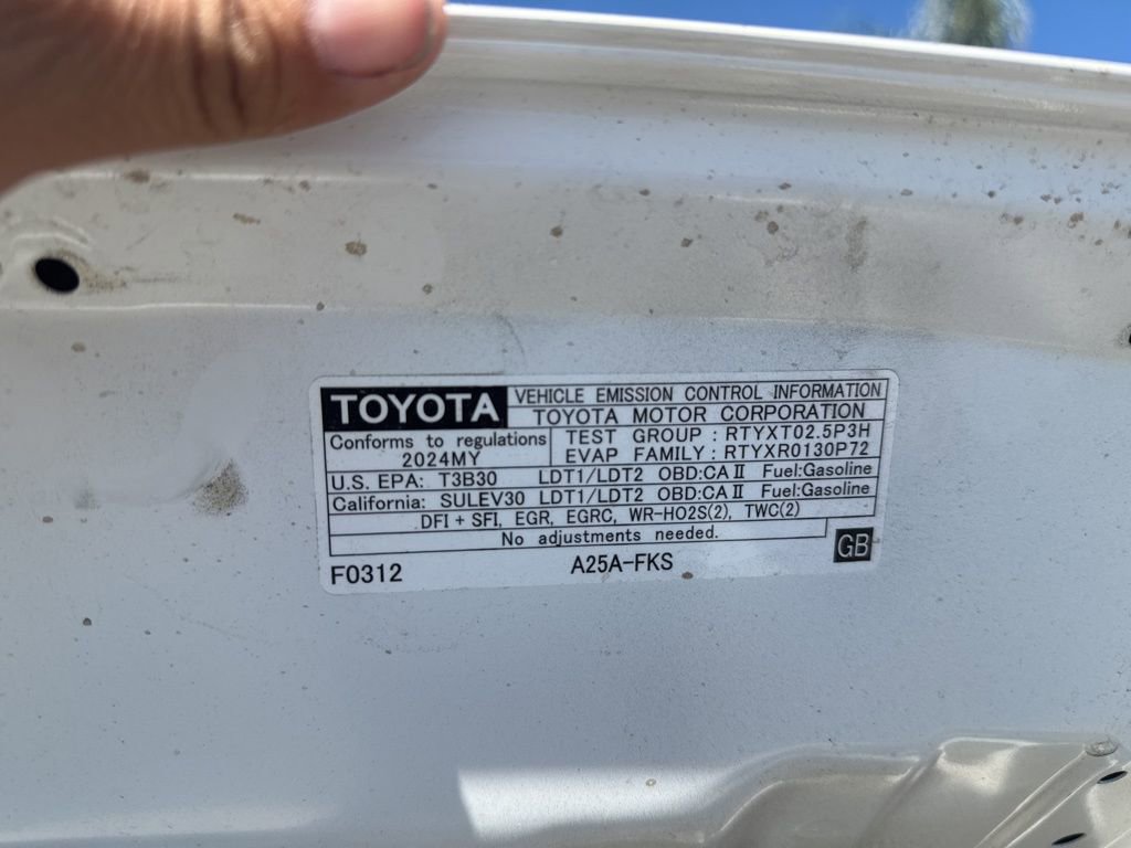 Used 2024 Toyota RAV4 XLE image 25