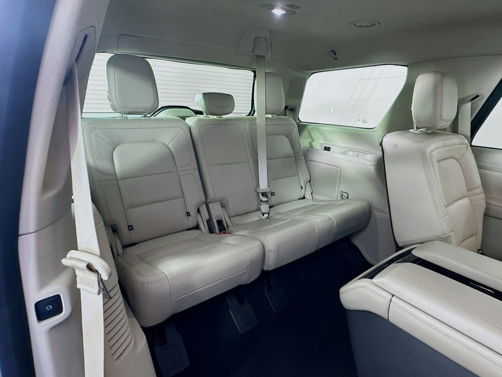 Used 2020 Lincoln Navigator Reserve w/ Equipment Group 208A Reserve image 35
