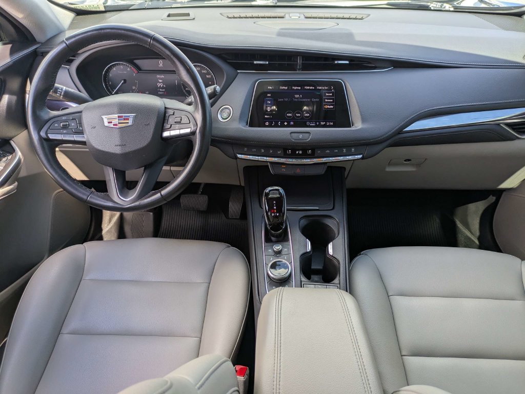 Used 2023 Cadillac XT4 Luxury FWD image 17