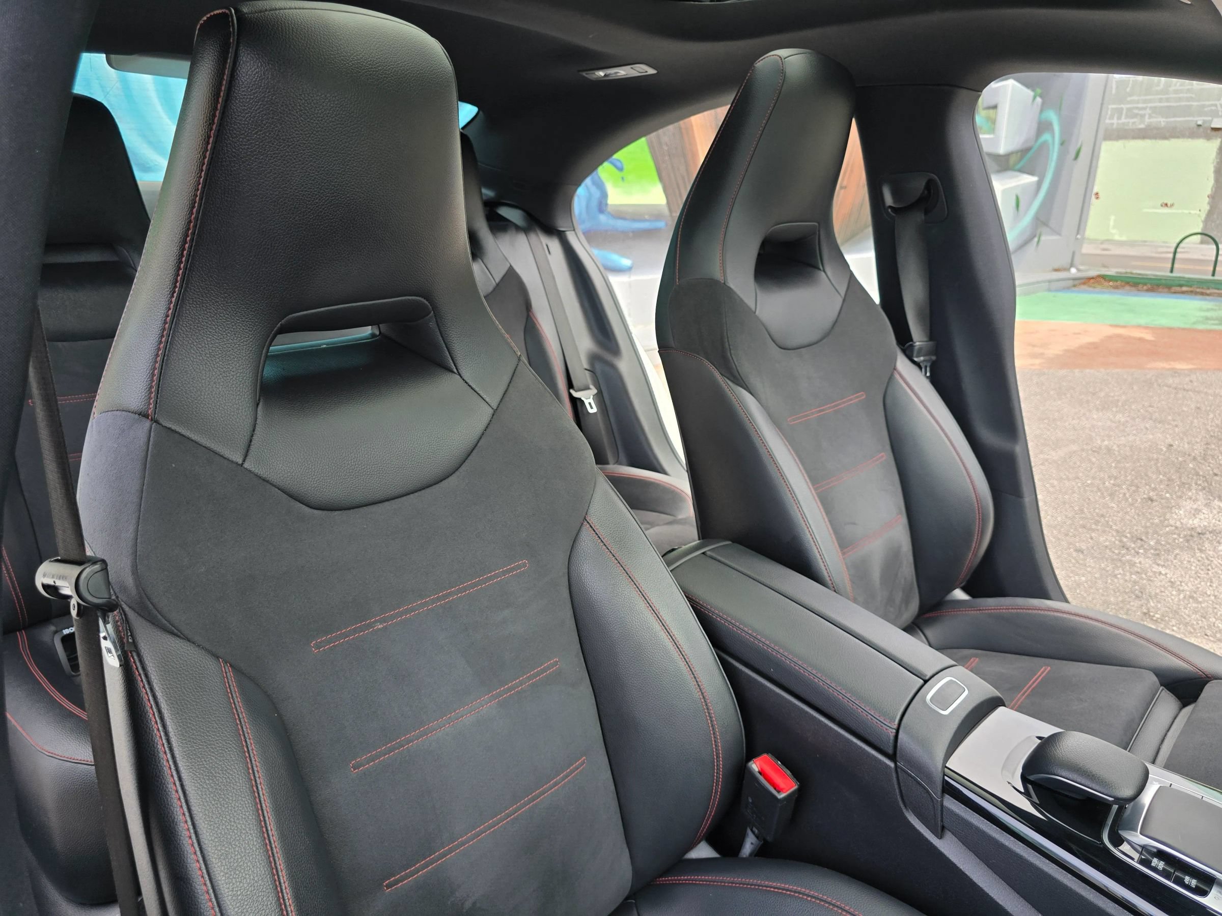 Used 2020 Mercedes-Benz CLA 250 image 31