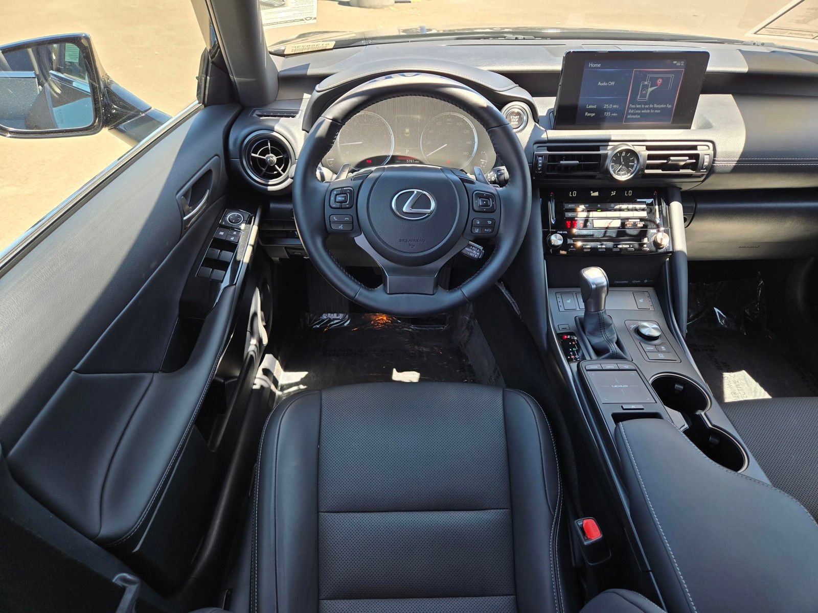 Used 2025 Lexus IS 300 F Sport RWD image 17