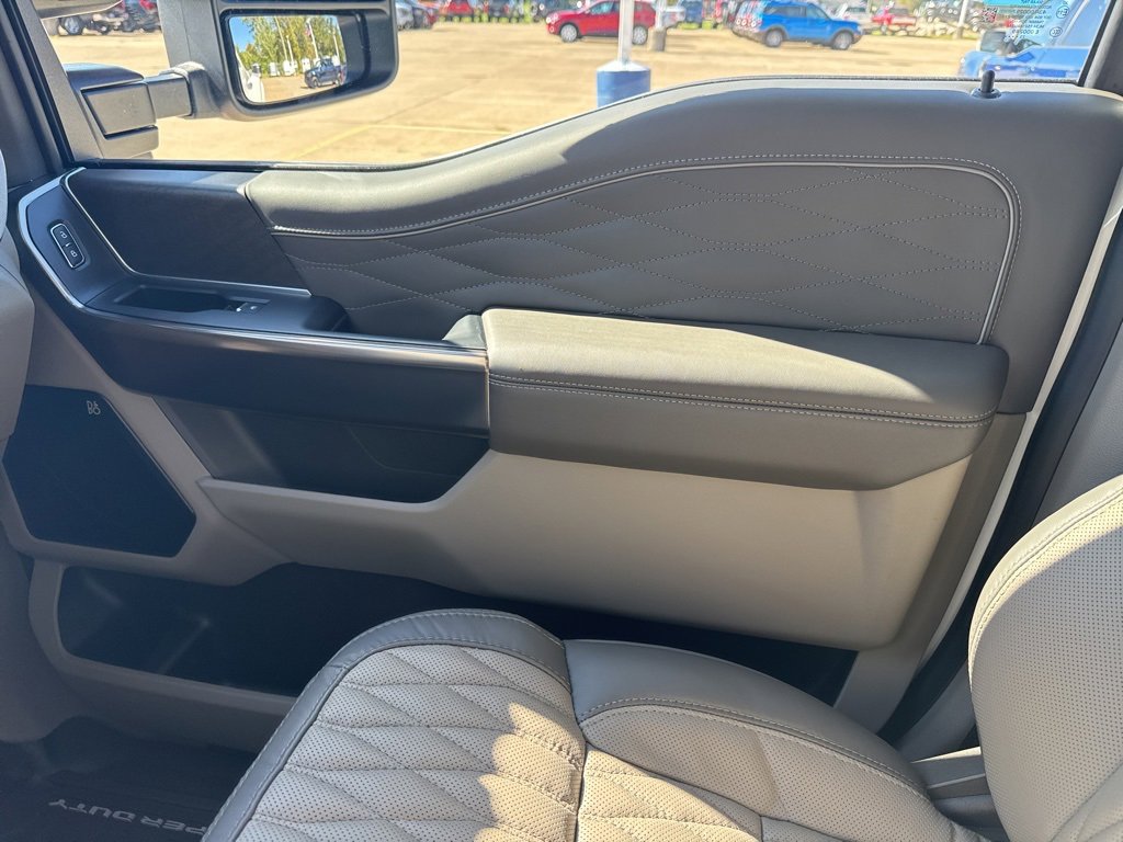 New 2026 Ford F450 Platinum image 26