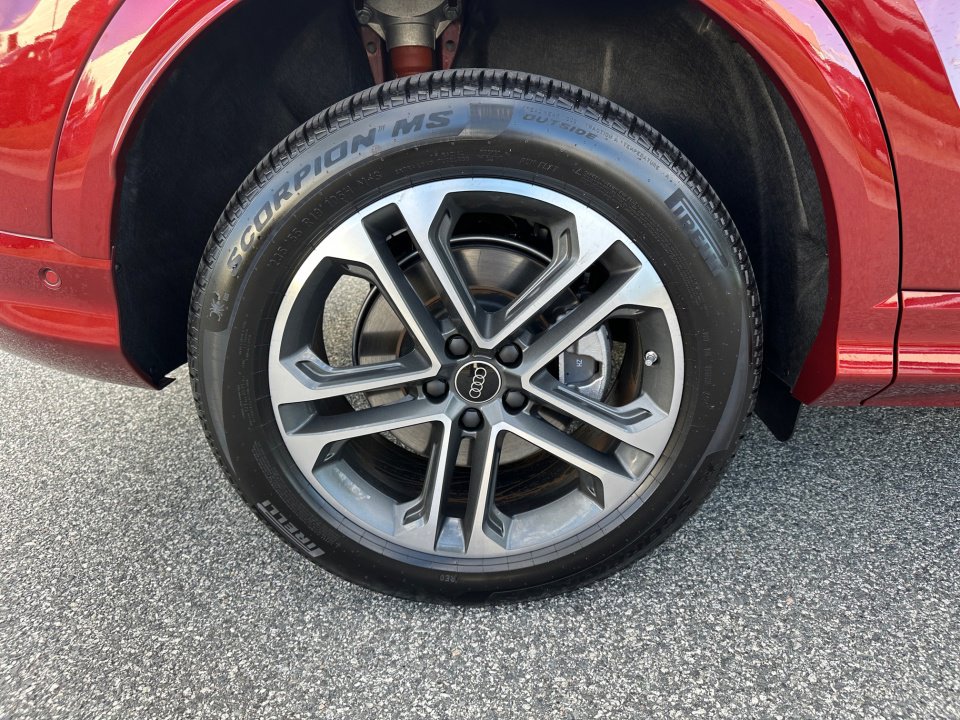 New 2025 Audi Q5 Premium Plus image 23