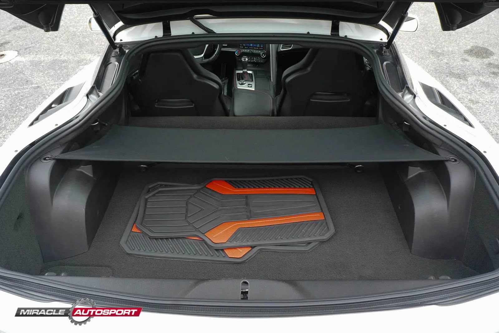 Used 2017 Chevrolet Corvette Stingray Coupe w/ 3LT Preferred Equipment Group RWD image 23