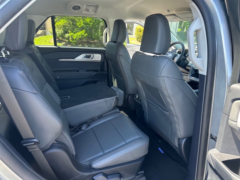 New 2025 Ford Explorer Active w/ Active Comfort Package image 40