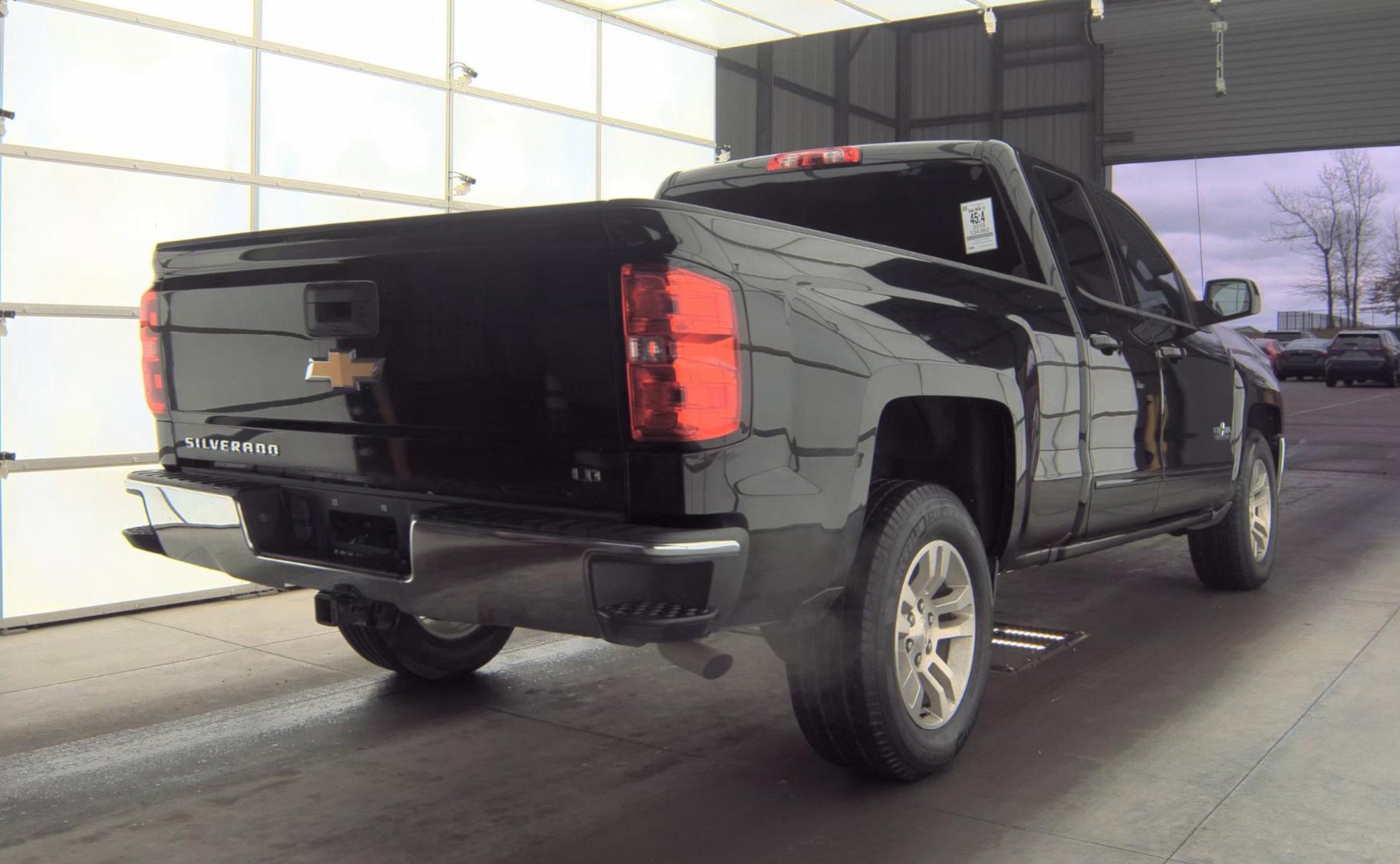 Used 2019 Chevrolet Silverado 1500 LT w/ Texas Edition image 5