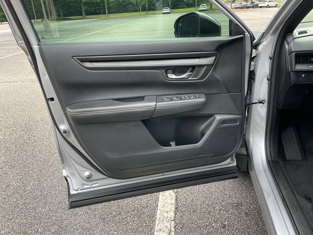 Used 2025 Honda CR-V Sport image 23