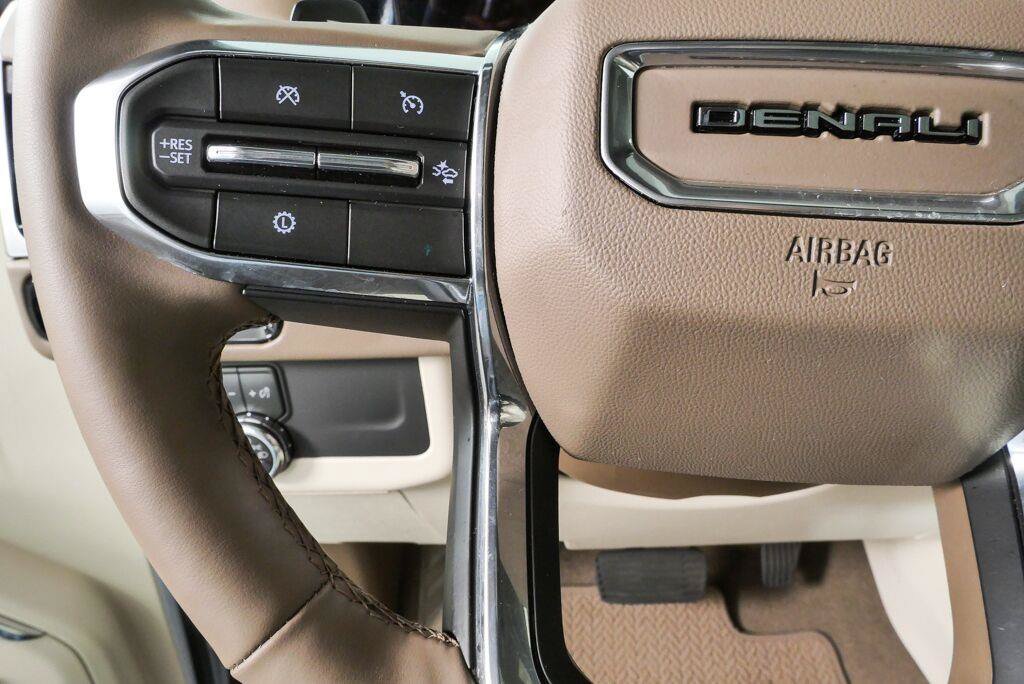 Certified 2026 GMC Yukon Denali w/ Sun & Power Step Package AWD/4WD image 10