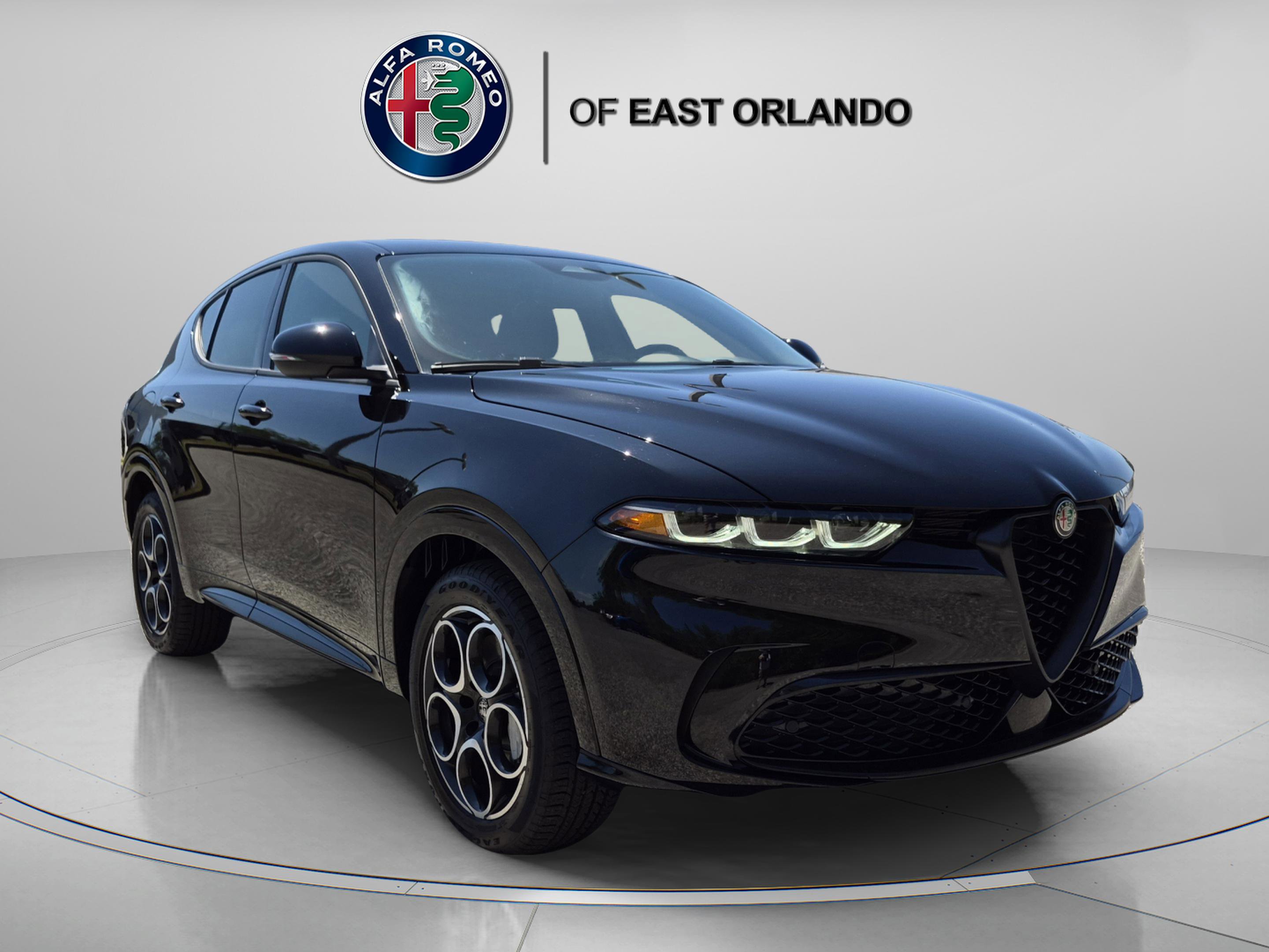 Used 2025 Alfa Romeo Tonale AWD/4WD image 1