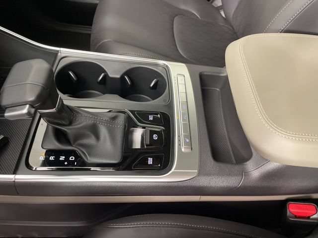New 2026 Kia Carnival EX FWD image 24
