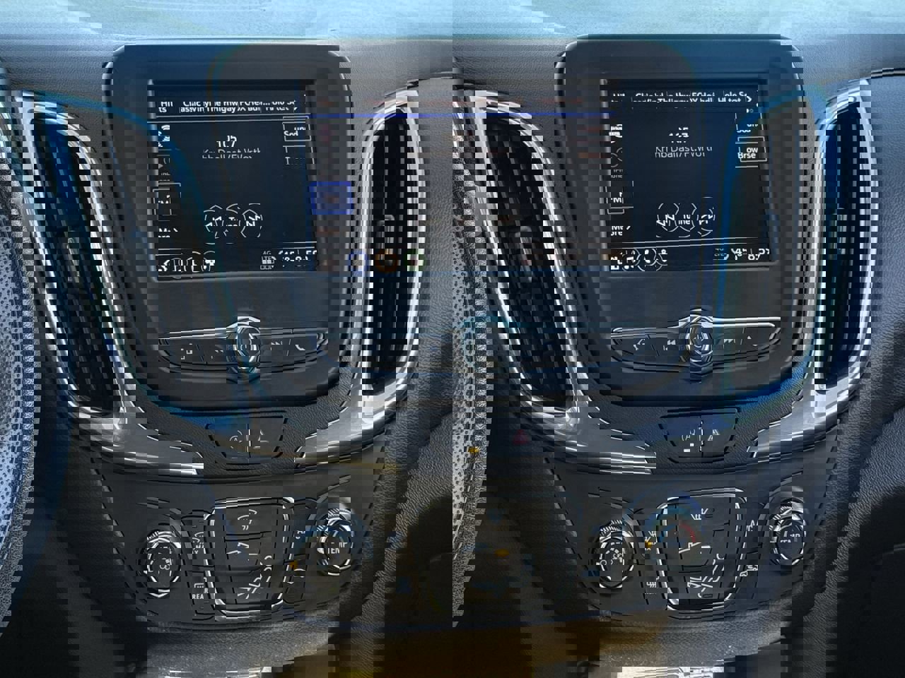 Certified 2023 Chevrolet Equinox LT w/ LPO, Floor Liner Package image 17