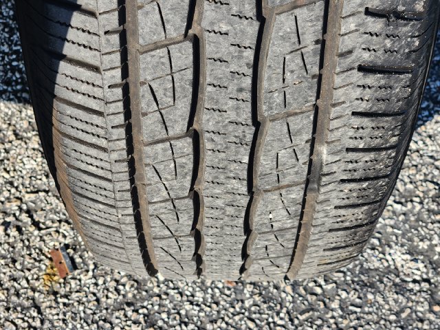 Used 2023 Ford Explorer XLT RWD image 11