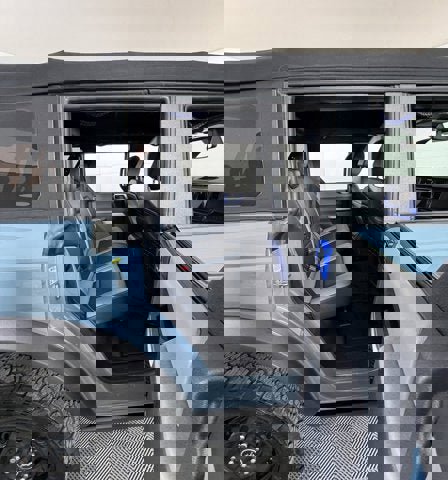 Used 2023 Ford Bronco Black Diamond image 6