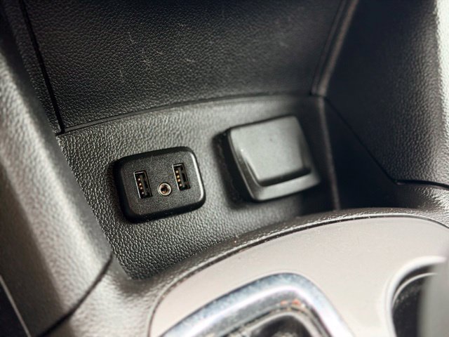 Used 2019 Chevrolet Cruze LT FWD image 13