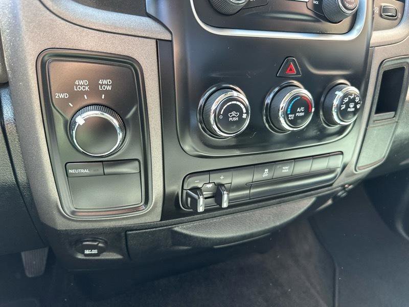 Used 2016 RAM 1500 ST w/ SXT Appearance Group image 19