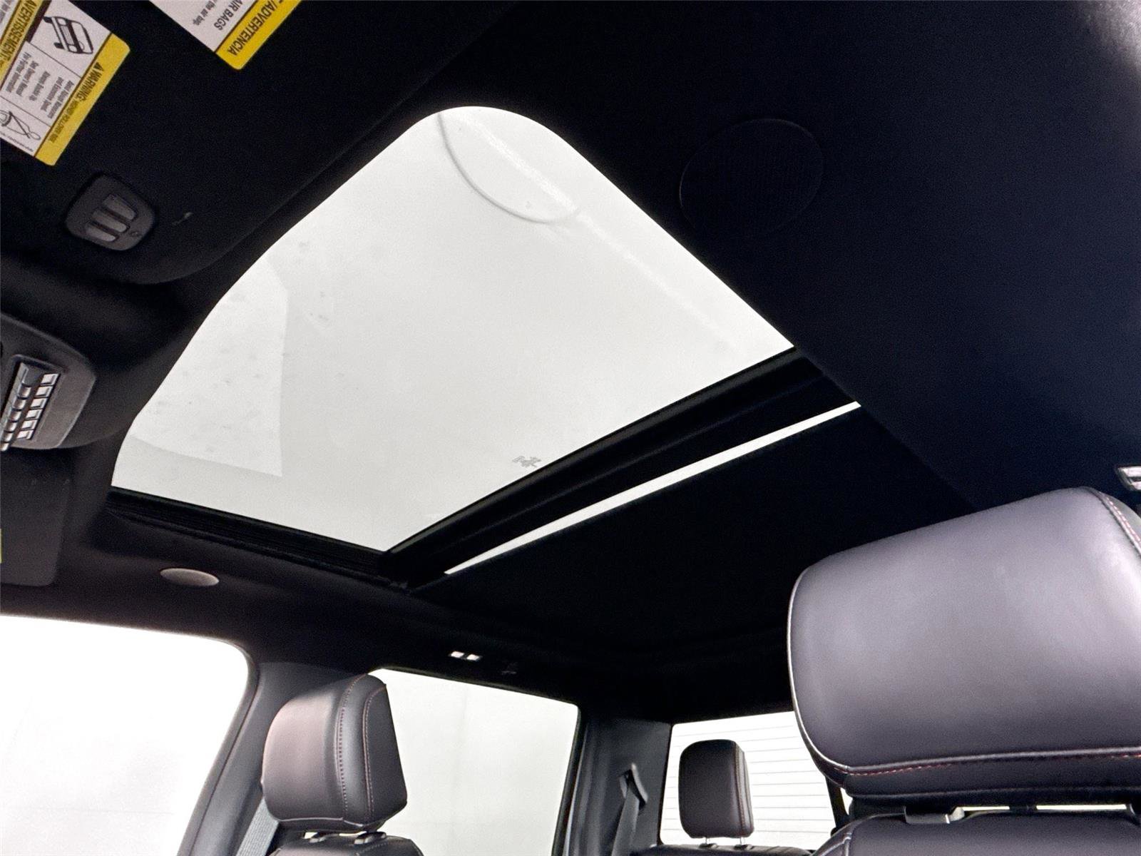 Used 2025 Ford F150 Raptor image 6