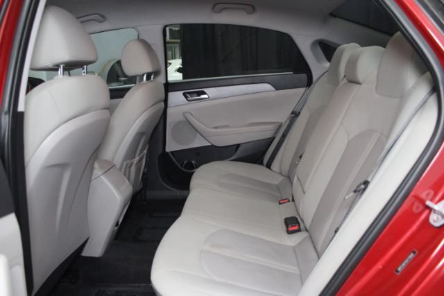 Used 2019 Hyundai Sonata SE FWD image 19
