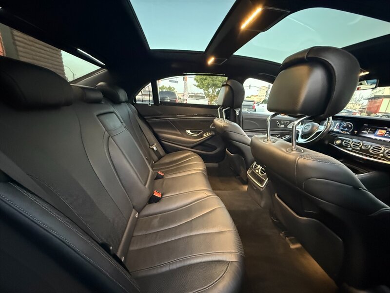 Used 2018 Mercedes-Benz S 450 Sedan image 36