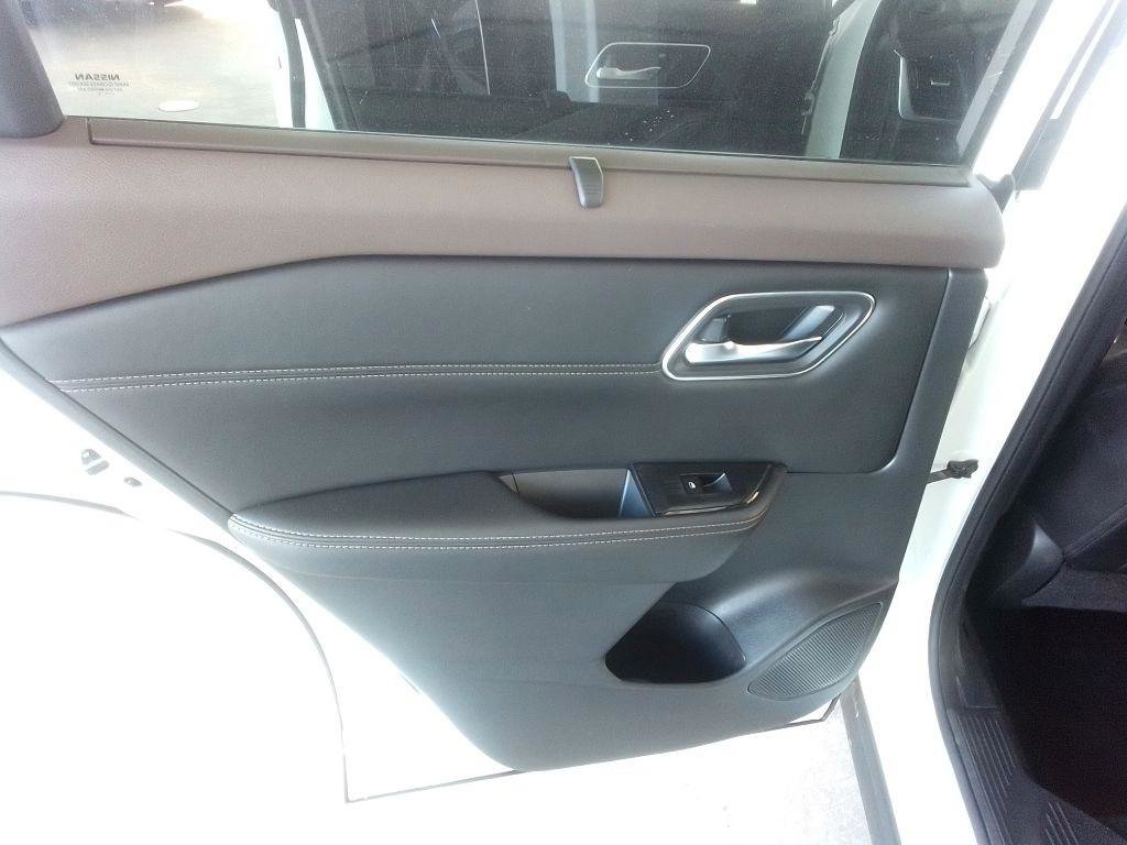 Used 2021 Nissan Rogue SV w/ Premium Package AWD/4WD image 23