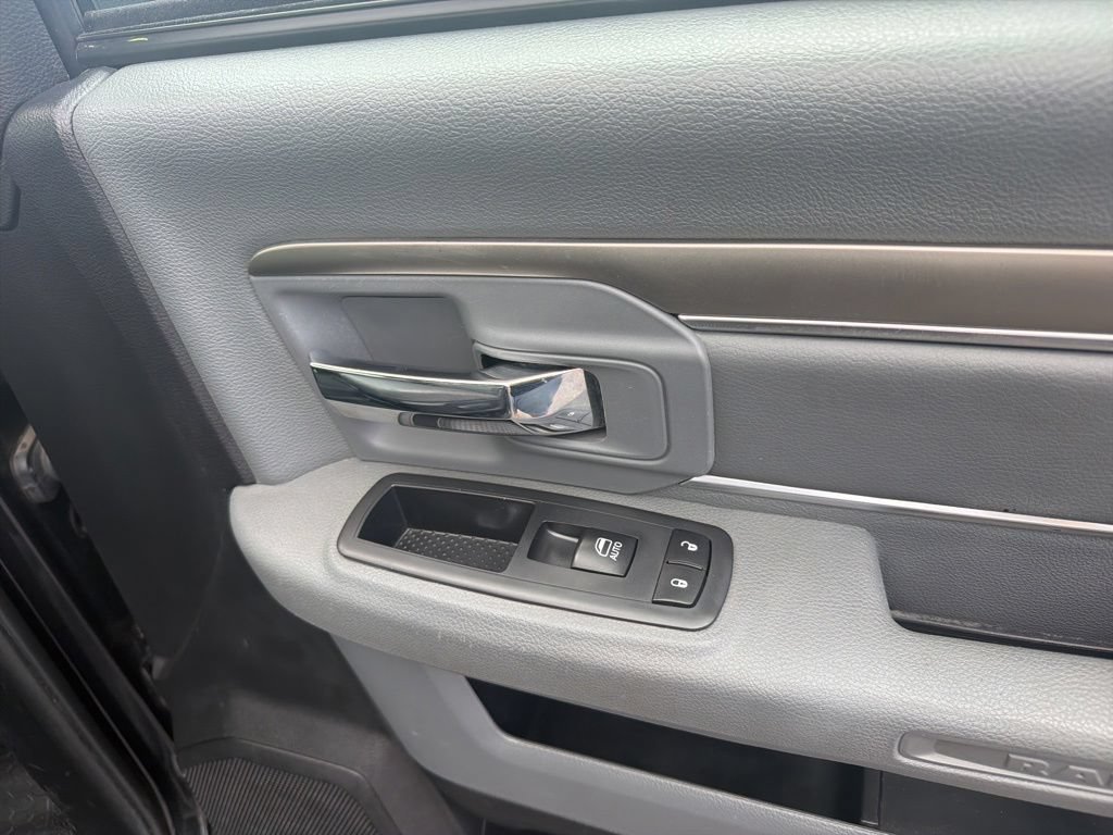 Used 2017 RAM 1500 Tradesman w/ Power & Remote Entry Group AWD/4WD image 33