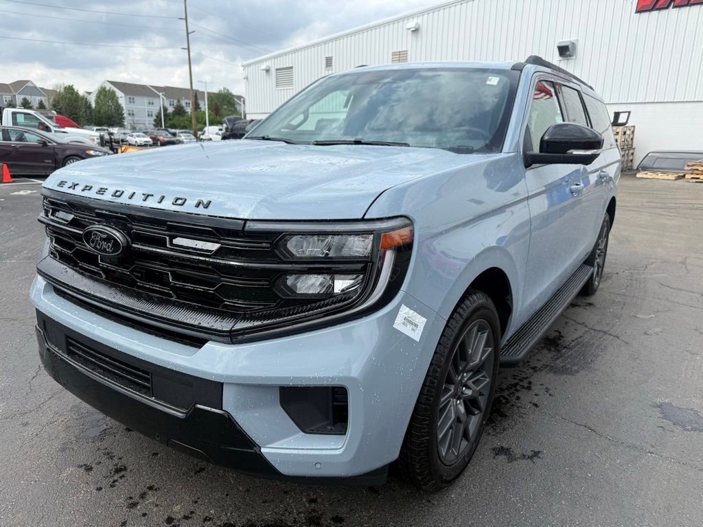New 2026 Ford Expedition Max Platinum image 7