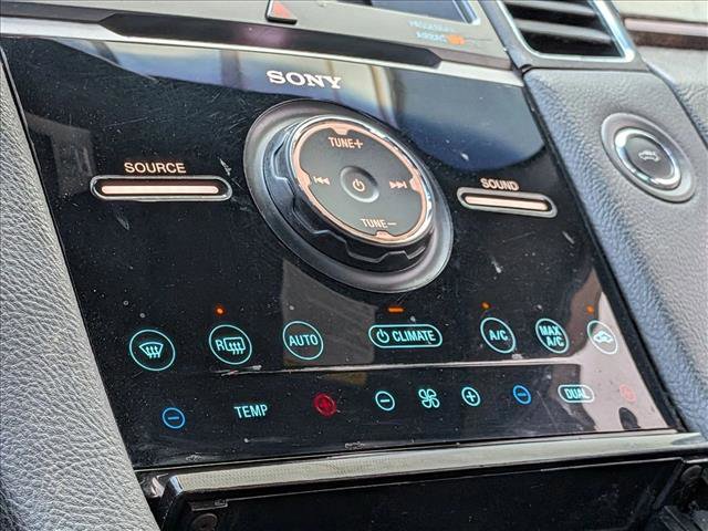 Used 2017 Ford Taurus Limited FWD image 5