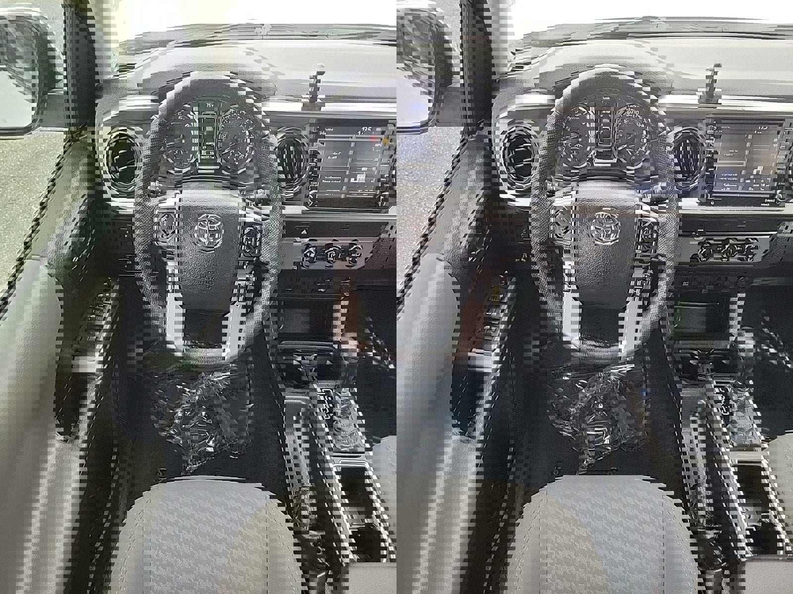 Used 2023 Toyota Tacoma SR image 14