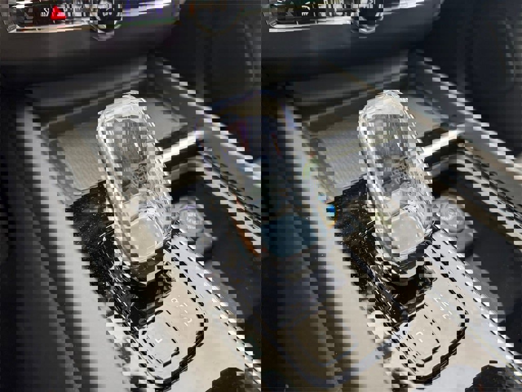 New 2026 Volvo XC60 T8 Ultra w/ Protection Package Premier image 15