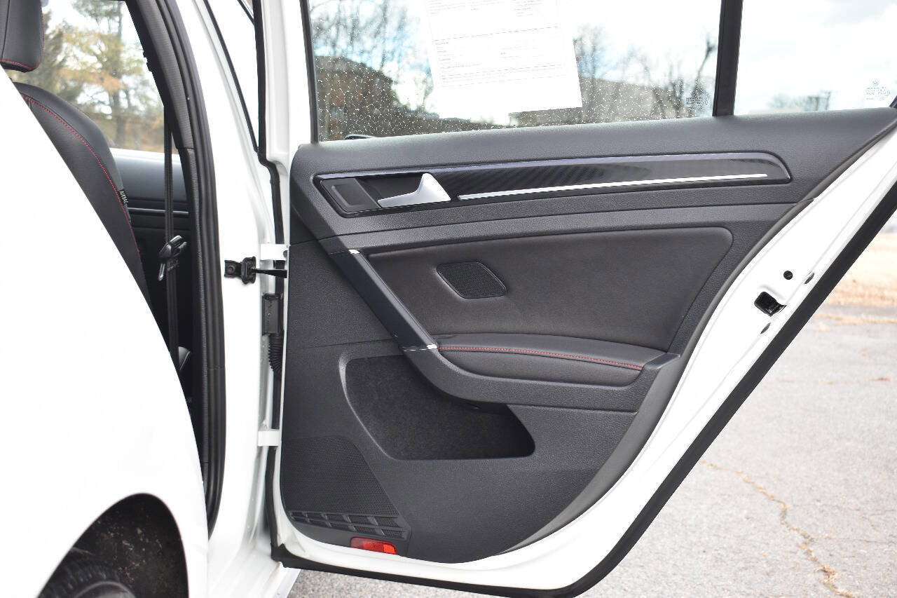 Used 2015 Volkswagen GTI Autobahn w/ Lighting Package (SEL) image 11