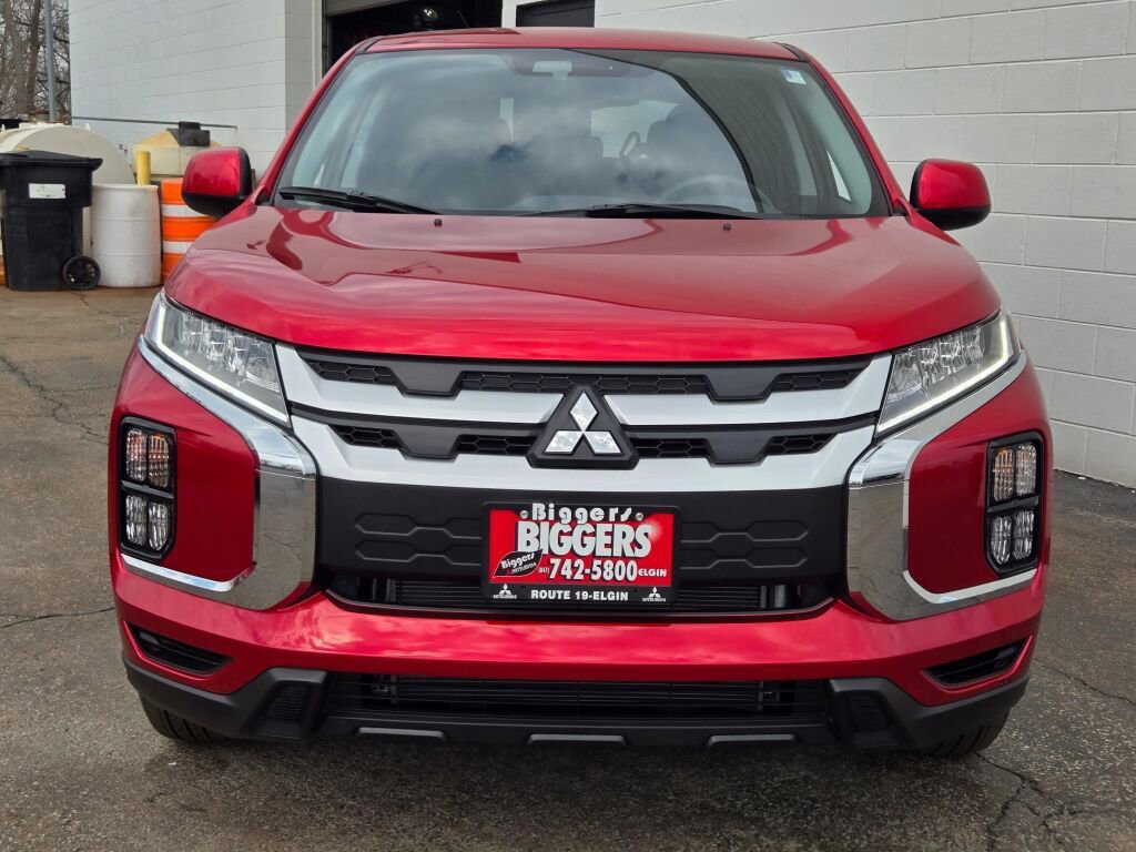 Used 2026 Mitsubishi Outlander Sport ES AWD/4WD image 2