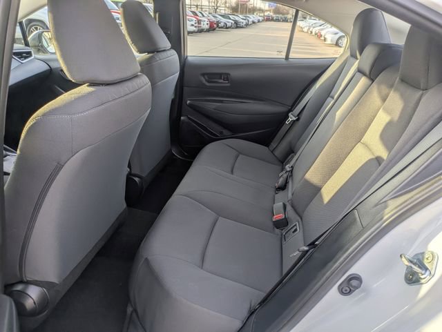 Used 2025 Toyota Corolla LE image 24