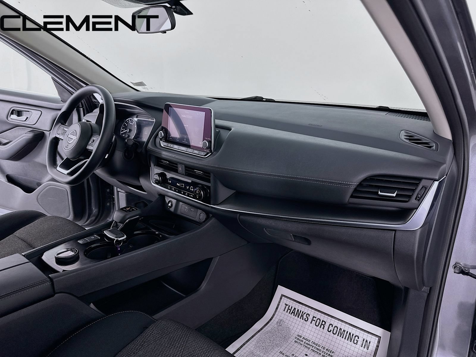 Used 2024 Nissan Rogue SV AWD/4WD image 33