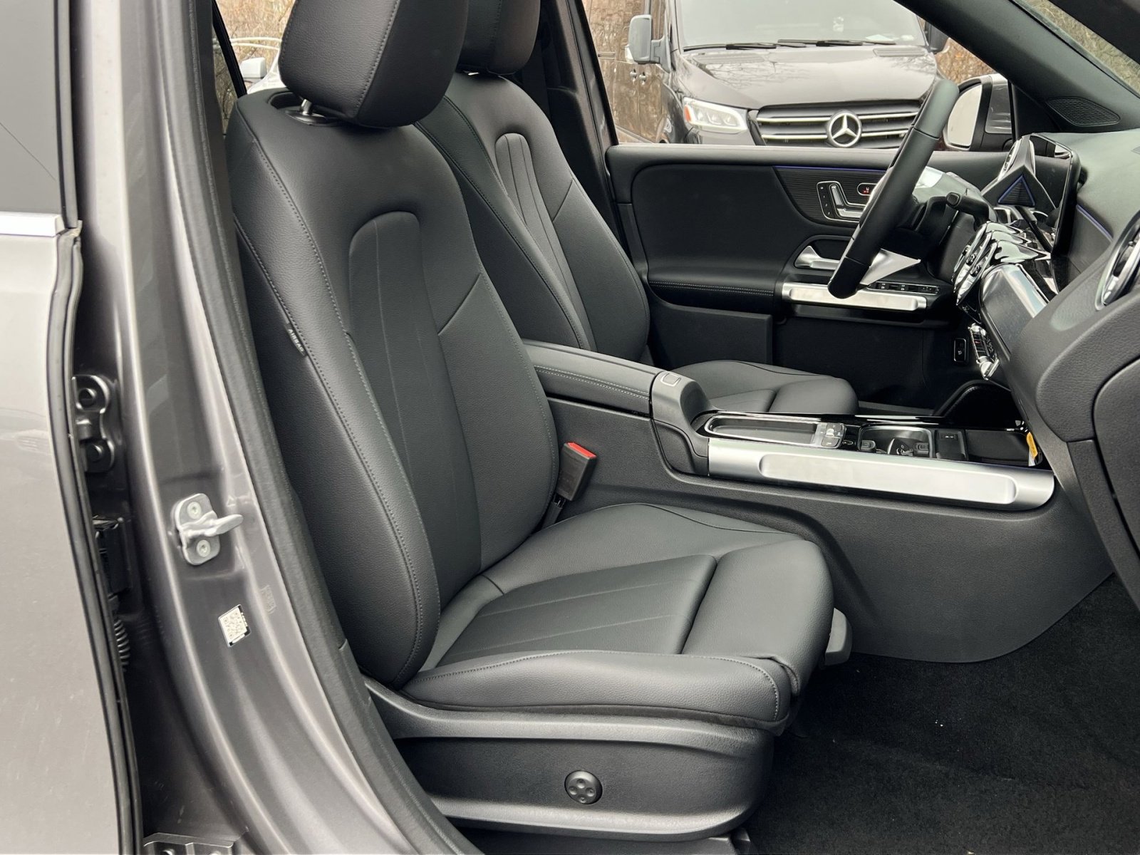 New 2026 Mercedes-Benz GLB 250 4MATIC image 26