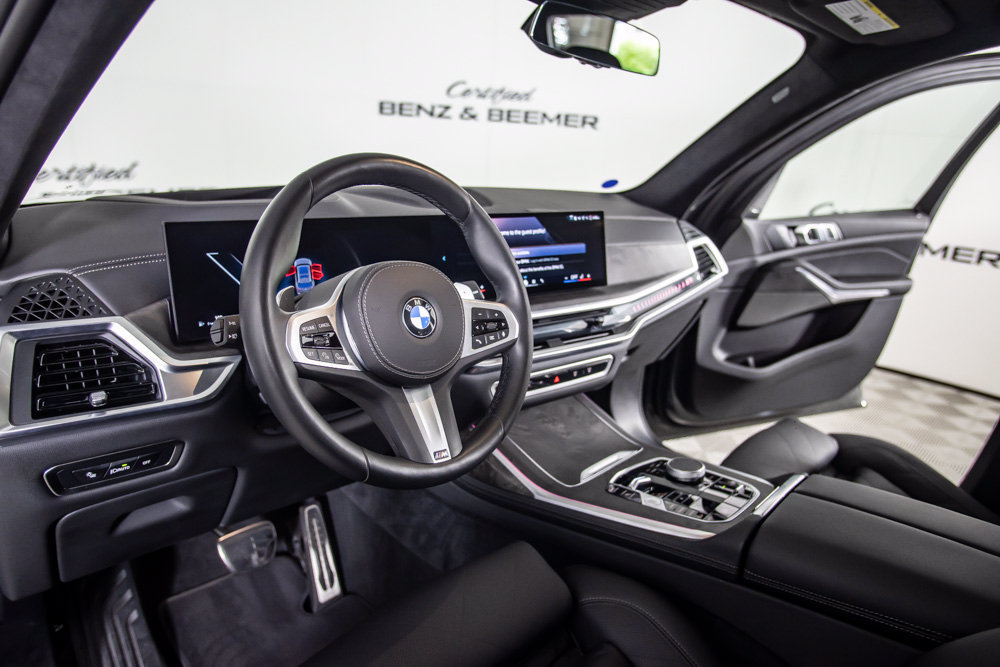 Used 2026 BMW X7 xDrive40i w/ M Sport Package AWD/4WD image 26