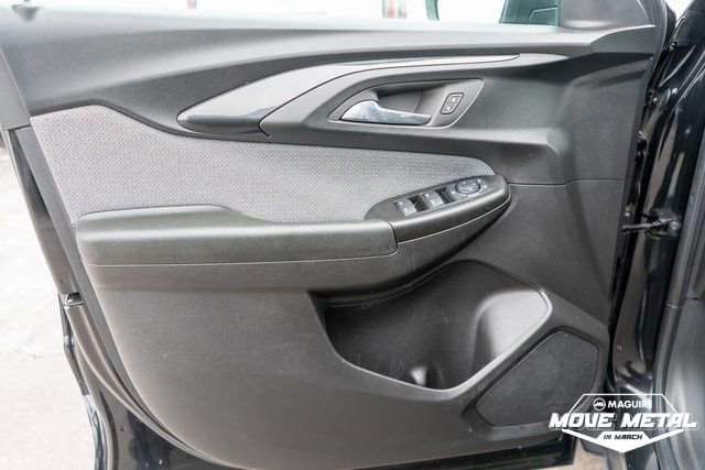 Used 2023 Chevrolet TrailBlazer LT w/ Convenience Package image 16