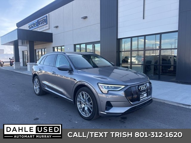 Used 2021 Audi e-tron Prestige w/ Prestige Package image 1