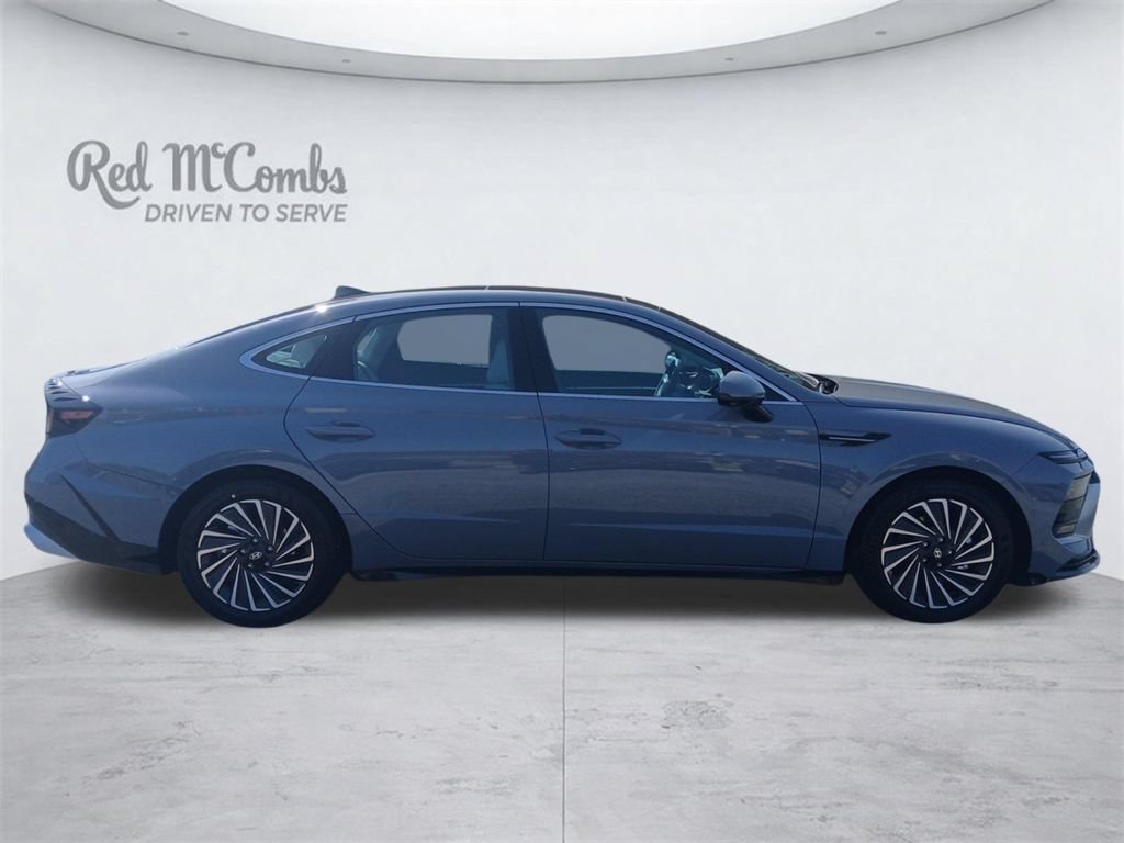New 2026 Hyundai Sonata Limited FWD image 12