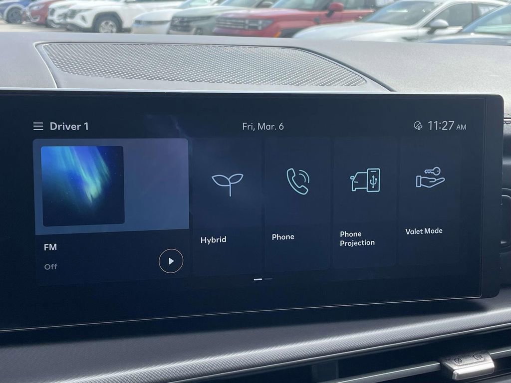 Certified 2025 Hyundai Santa Fe SEL image 18