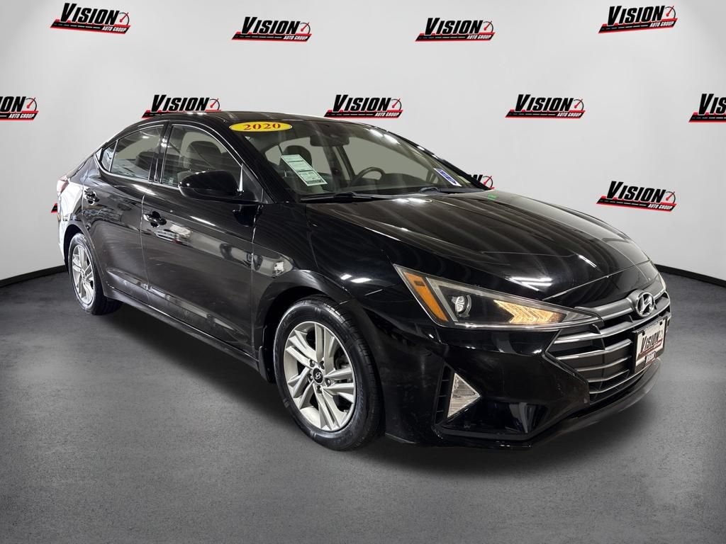Used 2020 Hyundai Elantra SEL w/ Winter Weather Package FWD image 3