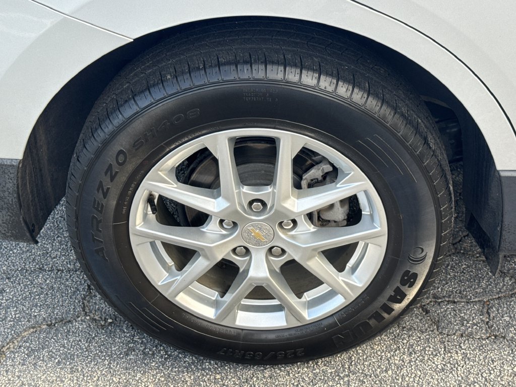 Used 2022 Chevrolet Equinox LT AWD/4WD image 17