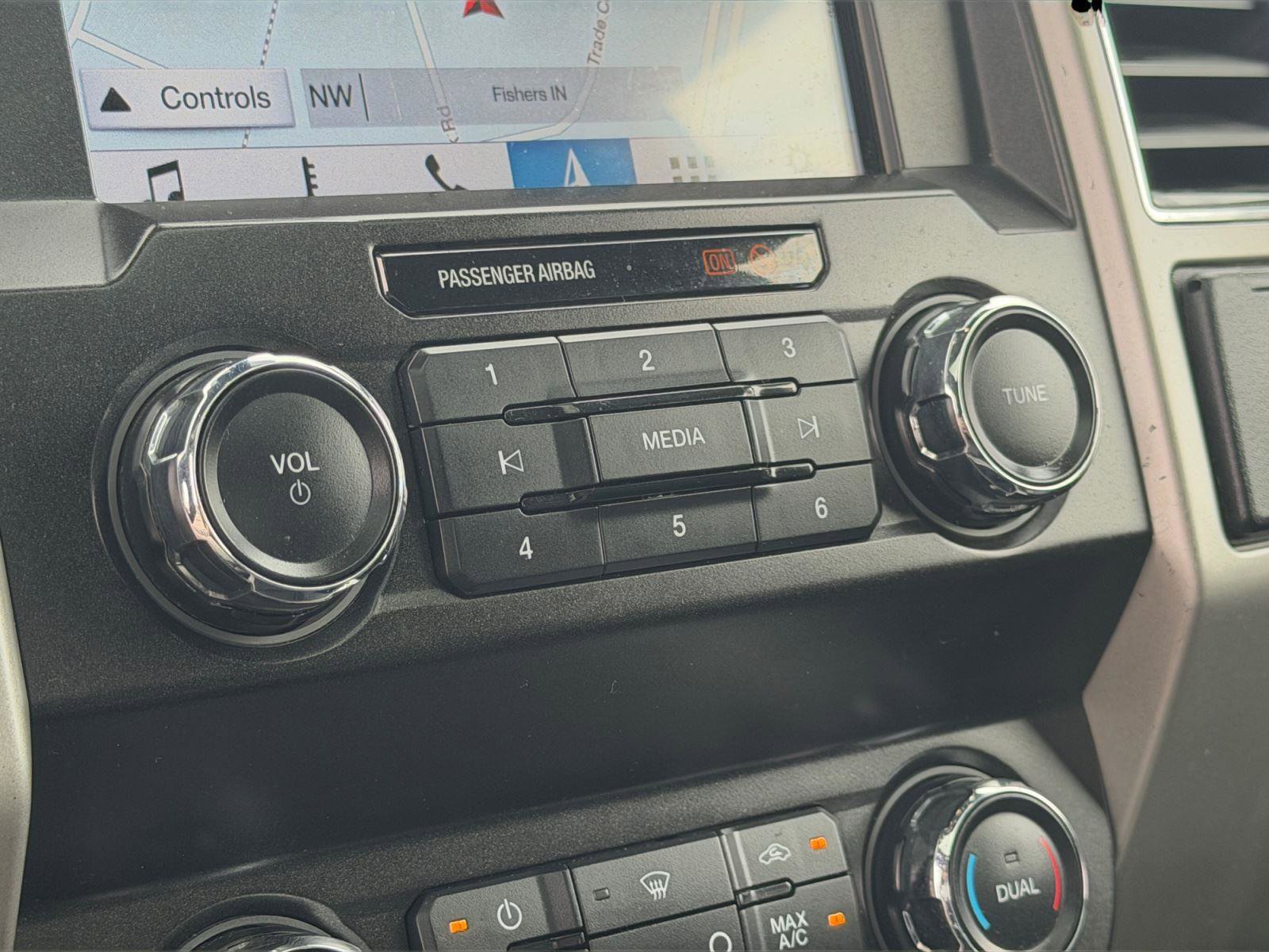 Used 2019 Ford F250 Lariat w/ Lariat Ultimate Package image 23