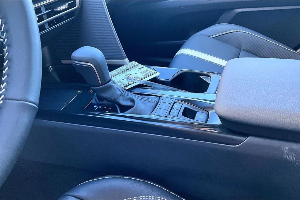 New 2026 Toyota Camry Hybrid image 16