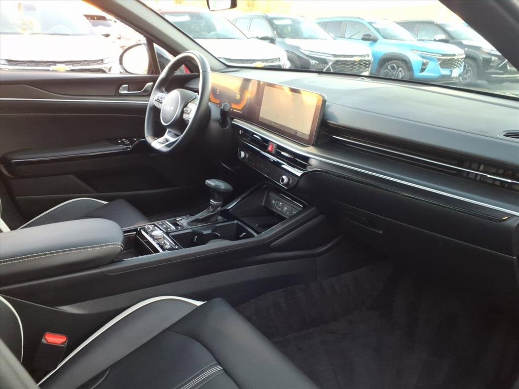Used 2025 Kia K5 GT-Line w/ GT-Line Premium Package image 24