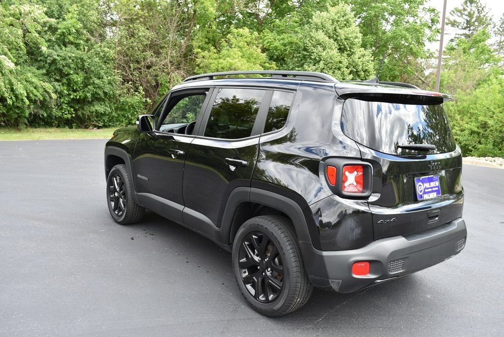 Used 2022 Jeep Renegade Altitude w/ Convenience Group AWD/4WD image 6