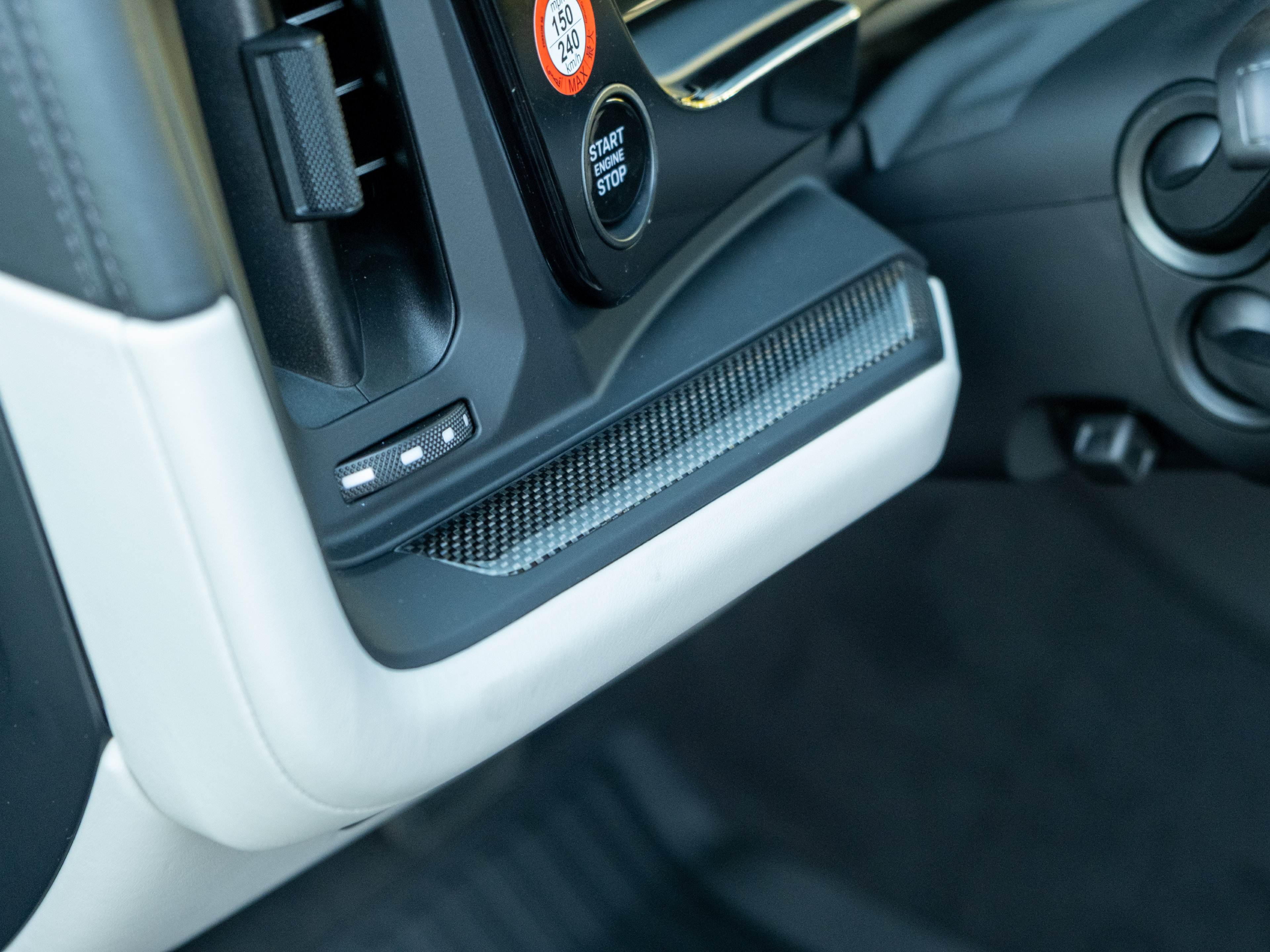 New 2026 Porsche Cayenne GTS AWD/4WD image 54