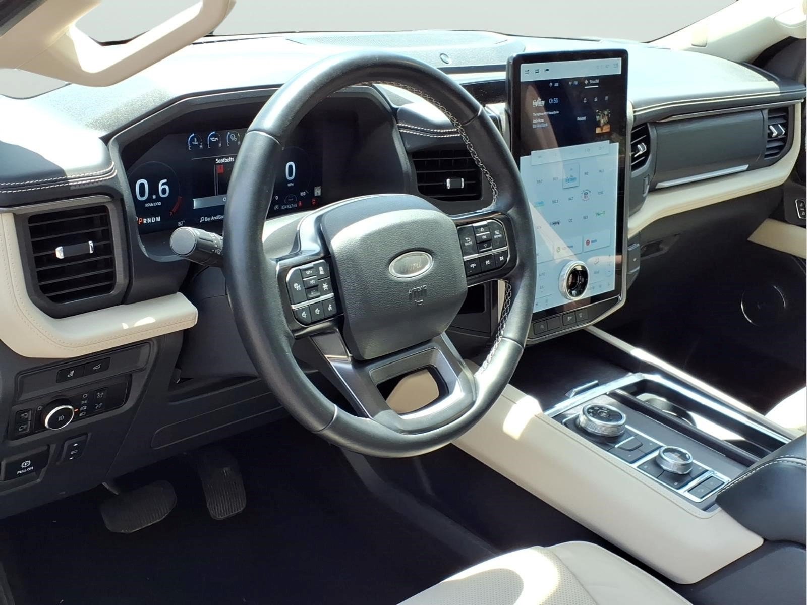 Used 2024 Ford Expedition Max Platinum AWD/4WD image 20