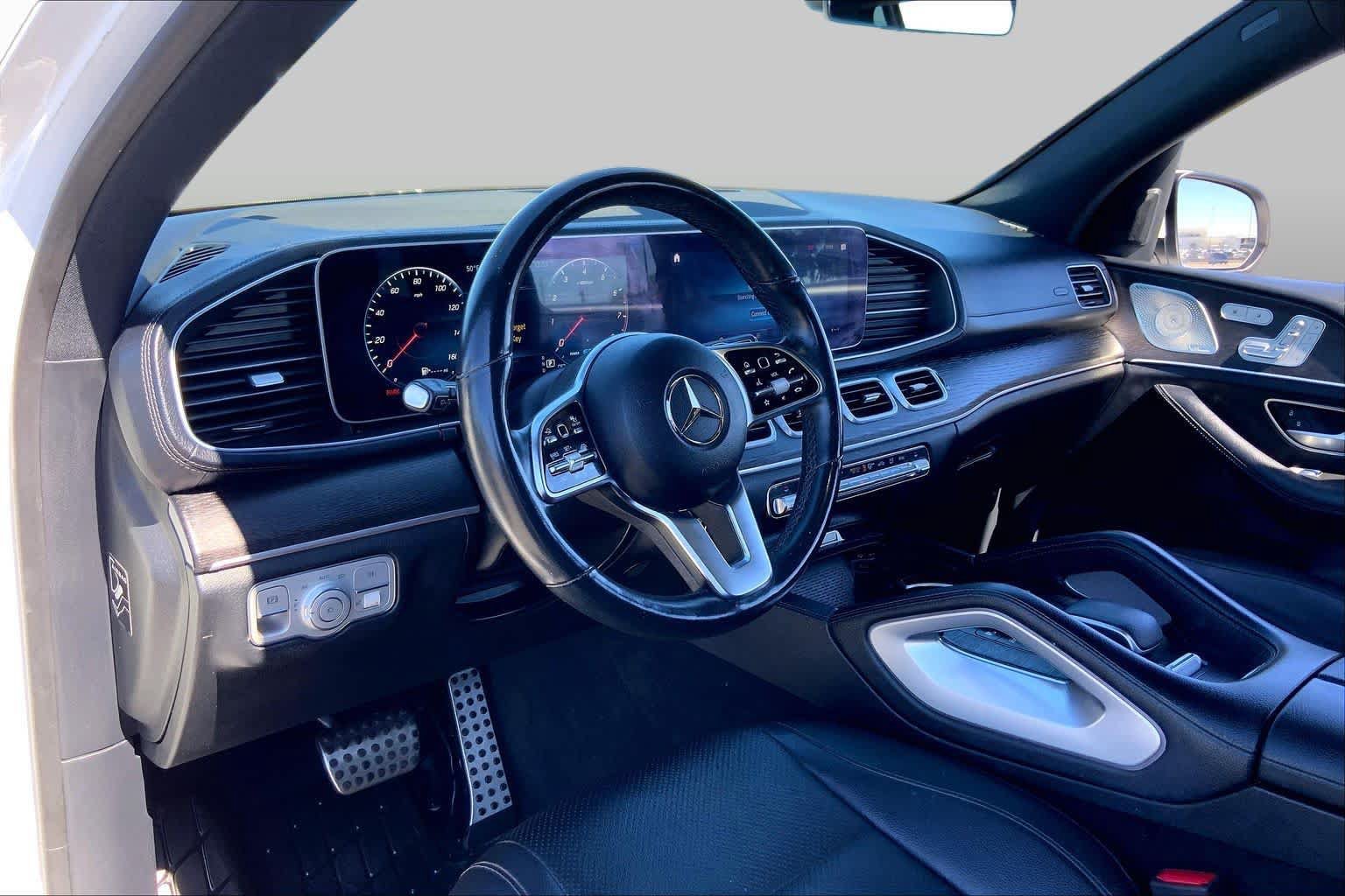 Used 2023 Mercedes-Benz GLS 450 4MATIC image 17