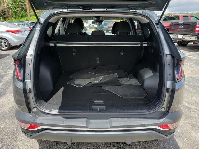 Used 2022 Hyundai Tucson SEL w/ Cargo Package AWD/4WD image 9
